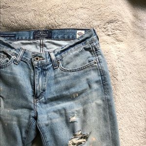 Lucky Brand distressed boyfriend fit jeans